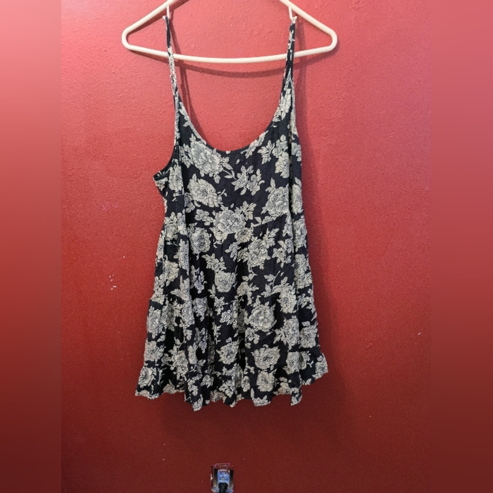 Brandy Melville Black and Cream Floral Dress